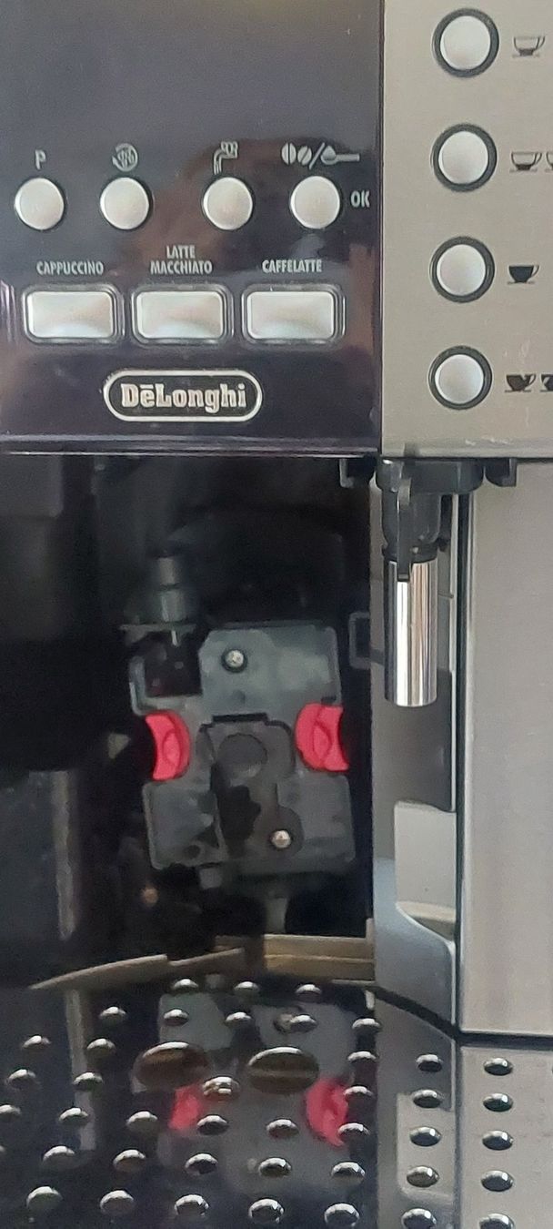 De'Longhi Macchine per caffè & Macchine per espresso: Machine café delonghi esam6600 défectueuse+ infuseur neuf – Difettoso da Rolle venduto da mro_5nyk 4