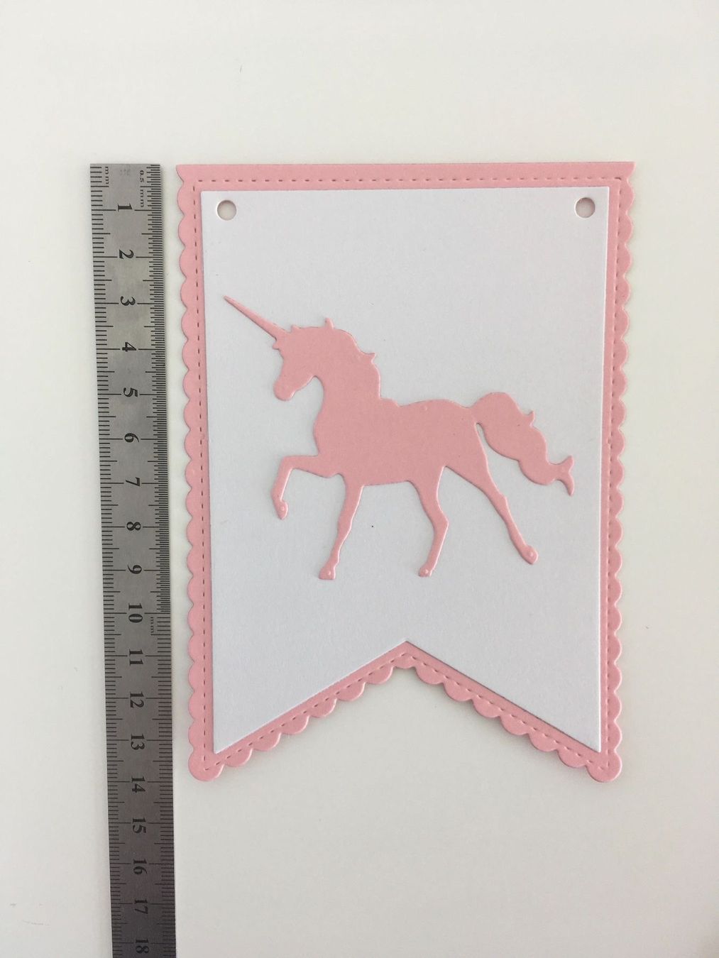 Tutte le decorazioni: Girlande Einhorn rosa individualisierbar – Nuovo e nell'imballaggio originale da Zollikofen venduto da poppala 8