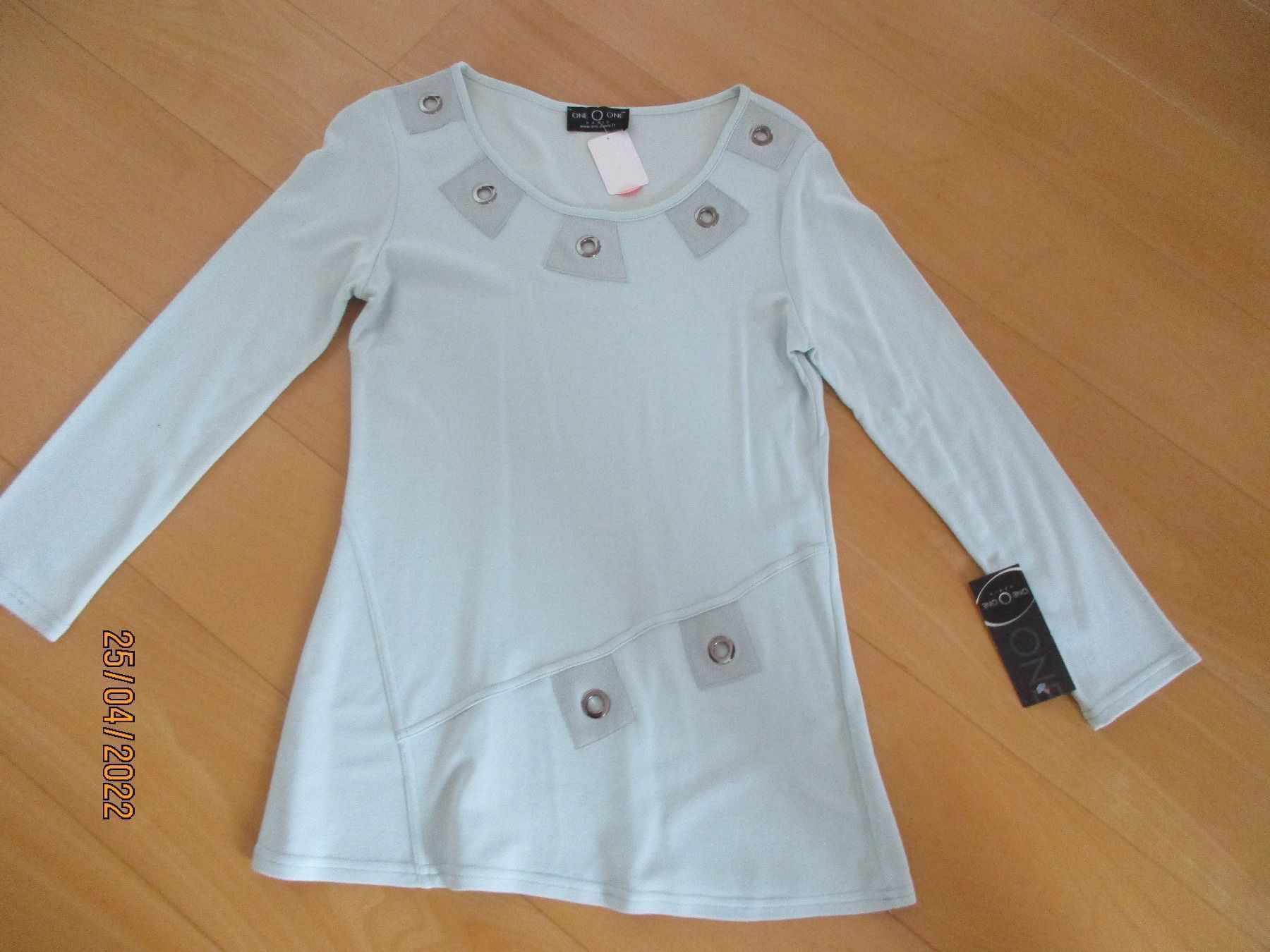 Pulls & Sweat-shirts: ONE ONE Pullover wunderschön S – Neuf (Voir description) à Ottenbach par Claurin