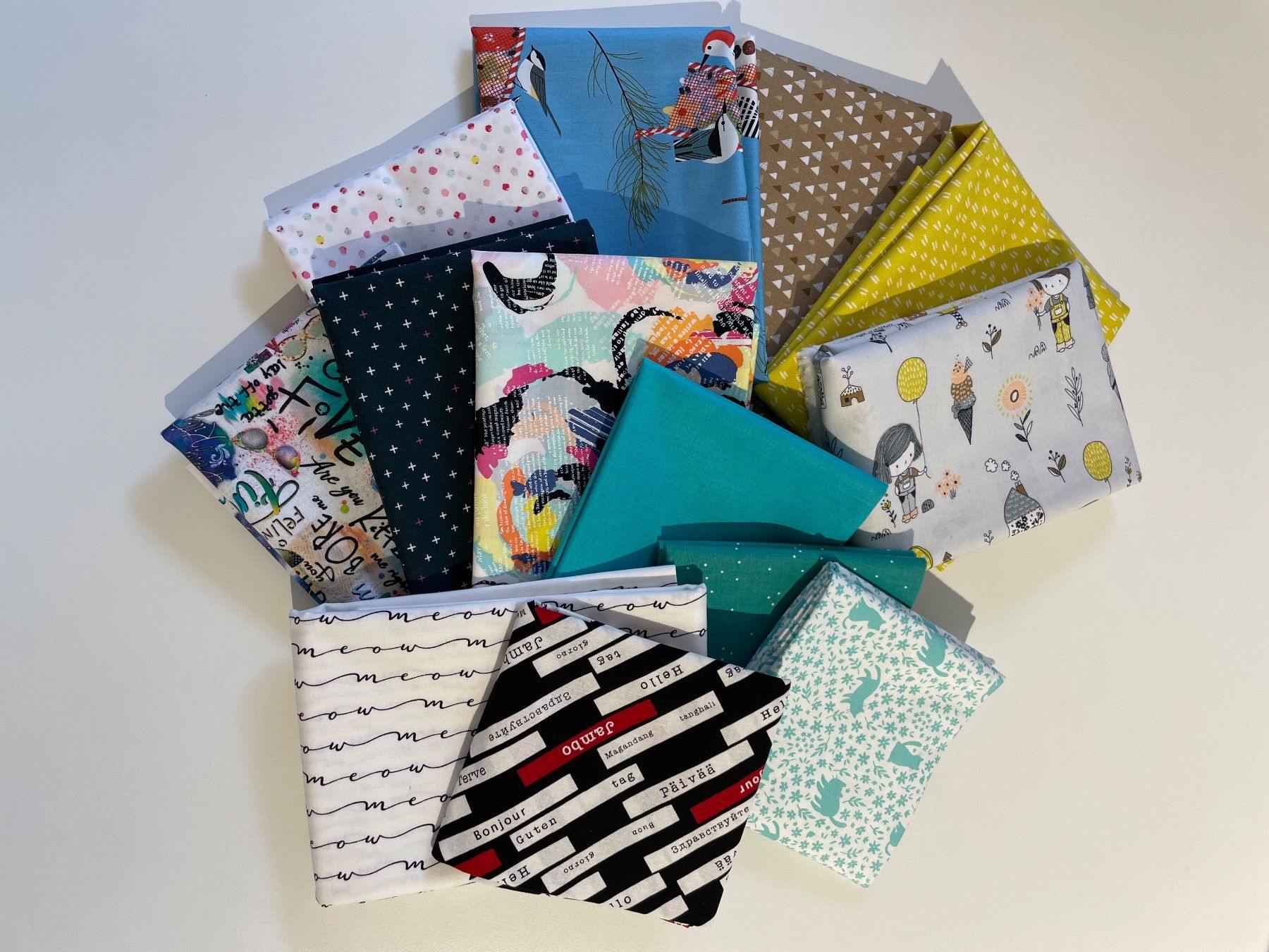 Stoffe: Grosses Stoffpaket _ Patchwork – Neu (gemäss Beschreibung) aus Silvaplana von Lotzis