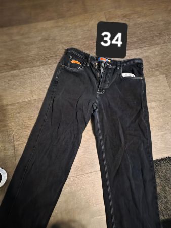 Empyre Jeans schwarz Grösse 34 gebraucht guter Zustand