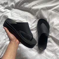 Crocs Brooklyn Flip🖤 EU 41