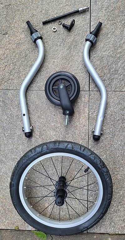 Croozer Rimorchi: Remorque vélo Croozer 2 enfants – Usato da Lavigny venduto da Fishburn 1