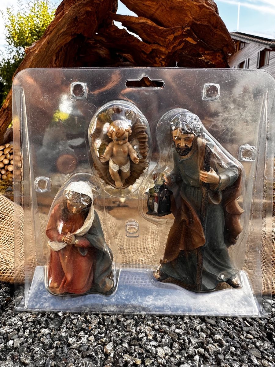 Toutes les décorations: Weihnachtskrippe mit Figurenset Holz-Optik komplett – D'occasion à Hellbühl par inf_5wdl 3