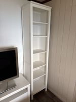 Regal weiss schmal mit Einlegeböden guter Zustand