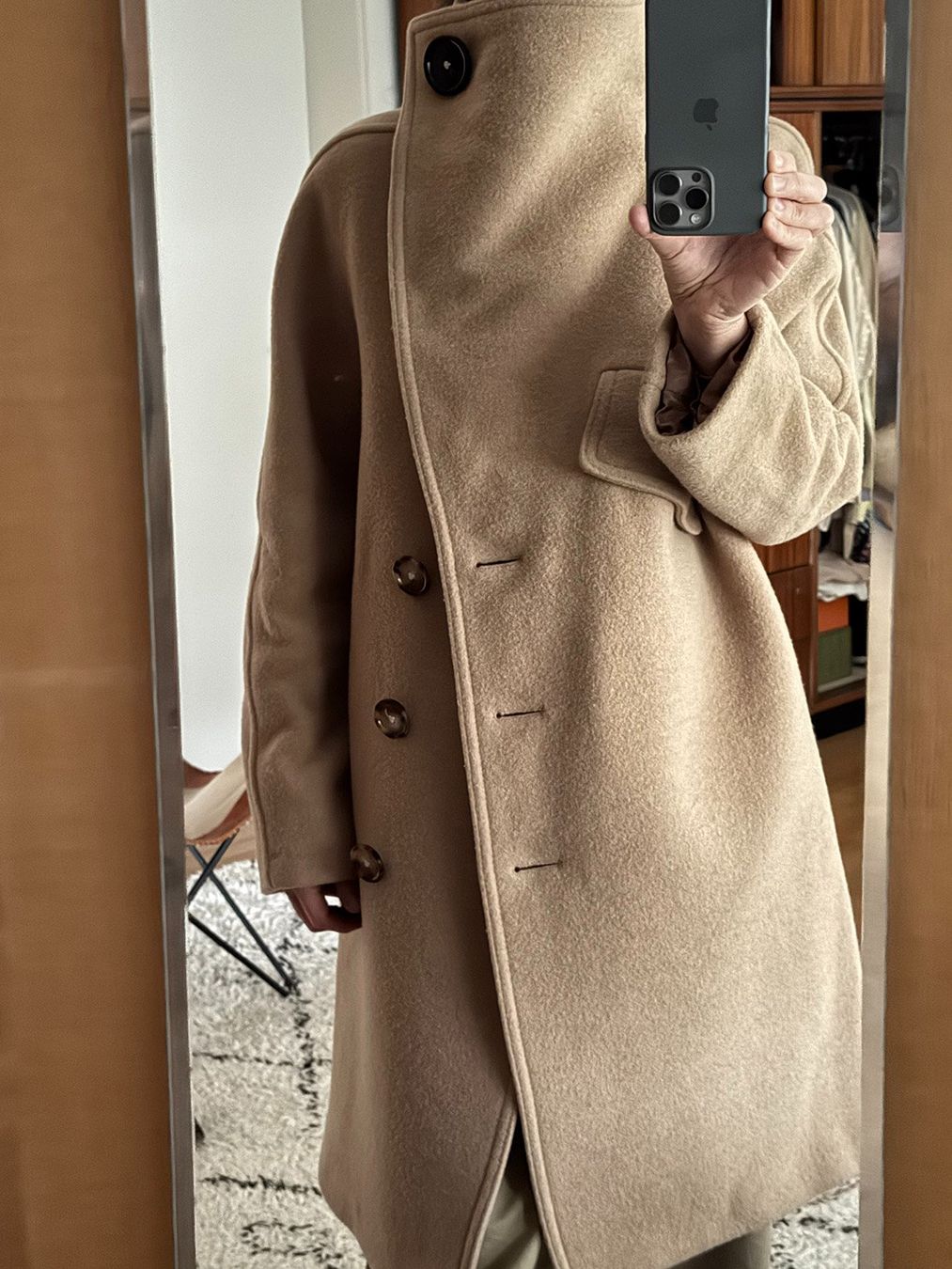 Acne Studios Manteaux: Superbe manteau ACNE STUDIO – D'occasion à Zürich par catherinegisele 7