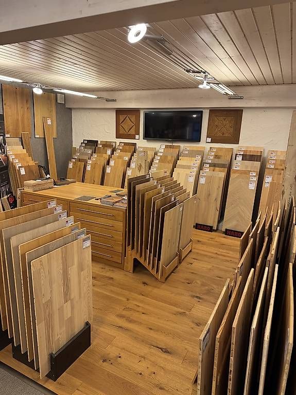 Rivestimenti per pavimenti: Parquets de qualité Professionnelle – Usato da Yvorne venduto da Pag8 2