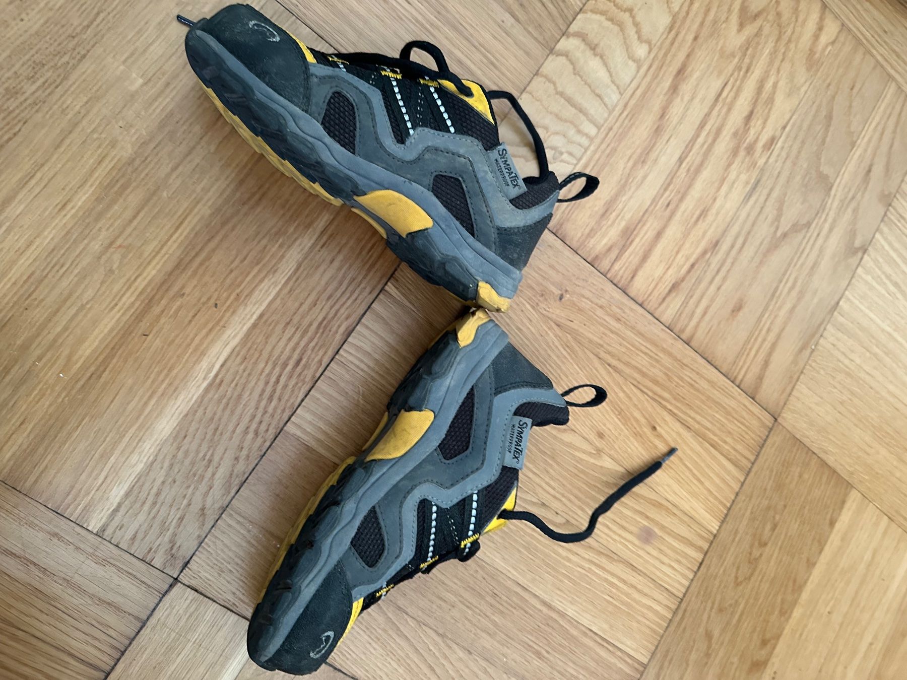 Everest Scarpe per ragazzi: Wanderschuh Gr 31 – Usato da Neuenhof venduto da FairDeal81 1