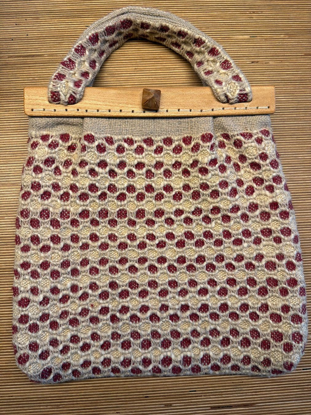 Sacs femmes: Handtasche gewoben – D'occasion à Wallisellen par pizpalue01