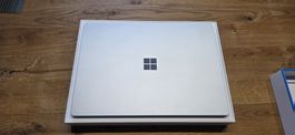 Microsoft Surface Laptop