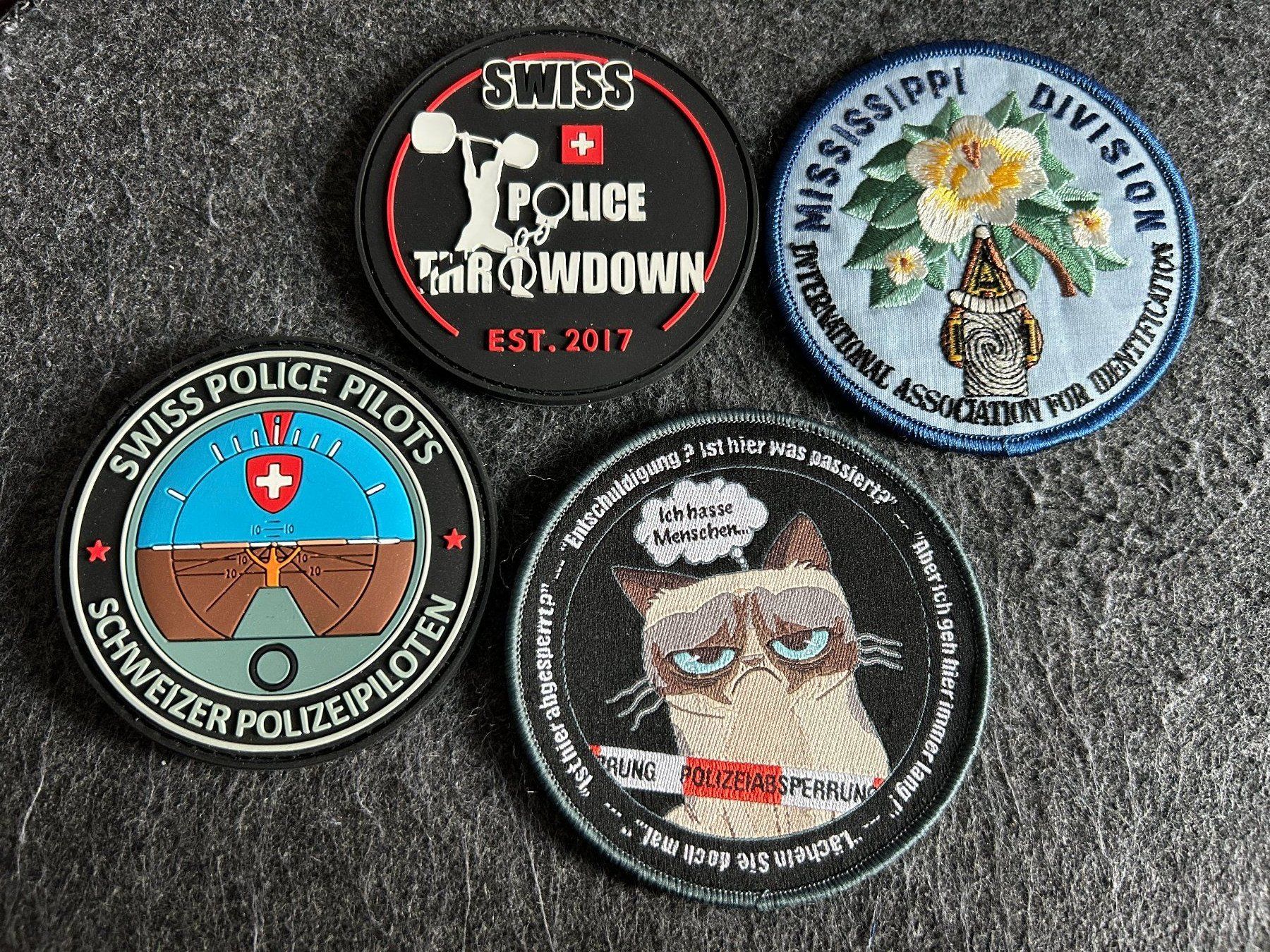 Placchette & Badge: Konvolut Diverse Abzeichen Polizei – Usato da Berikon venduto da DGC-1995