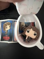 Stranger Things Nancy Figur Kinder Joy