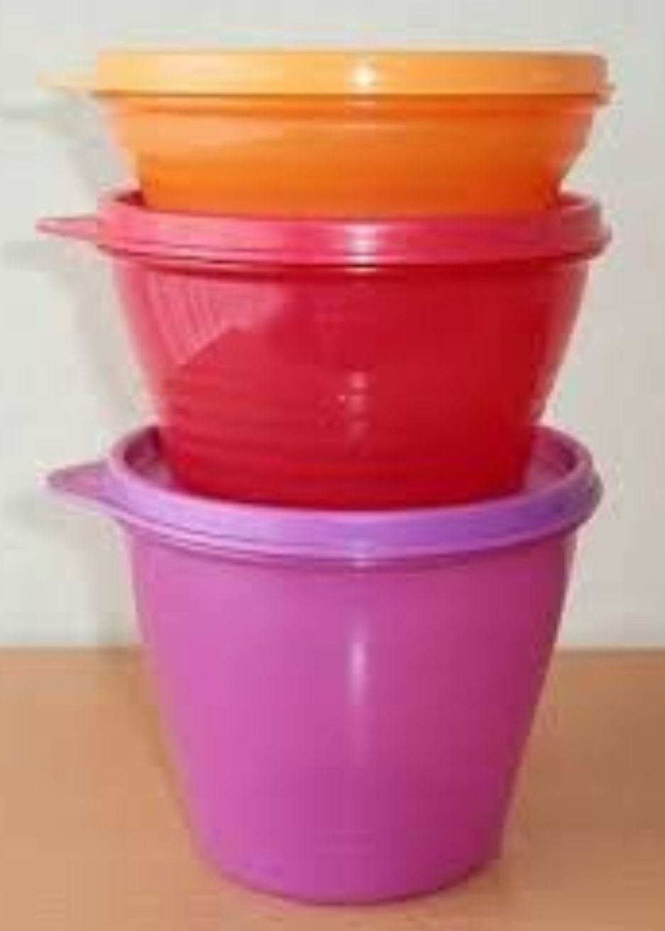 Tupperware Contenitori & Simili: Schüssel Satz – Nuovo e nell'imballaggio originale da Hasle b. Burgdorf venduto da buddle32