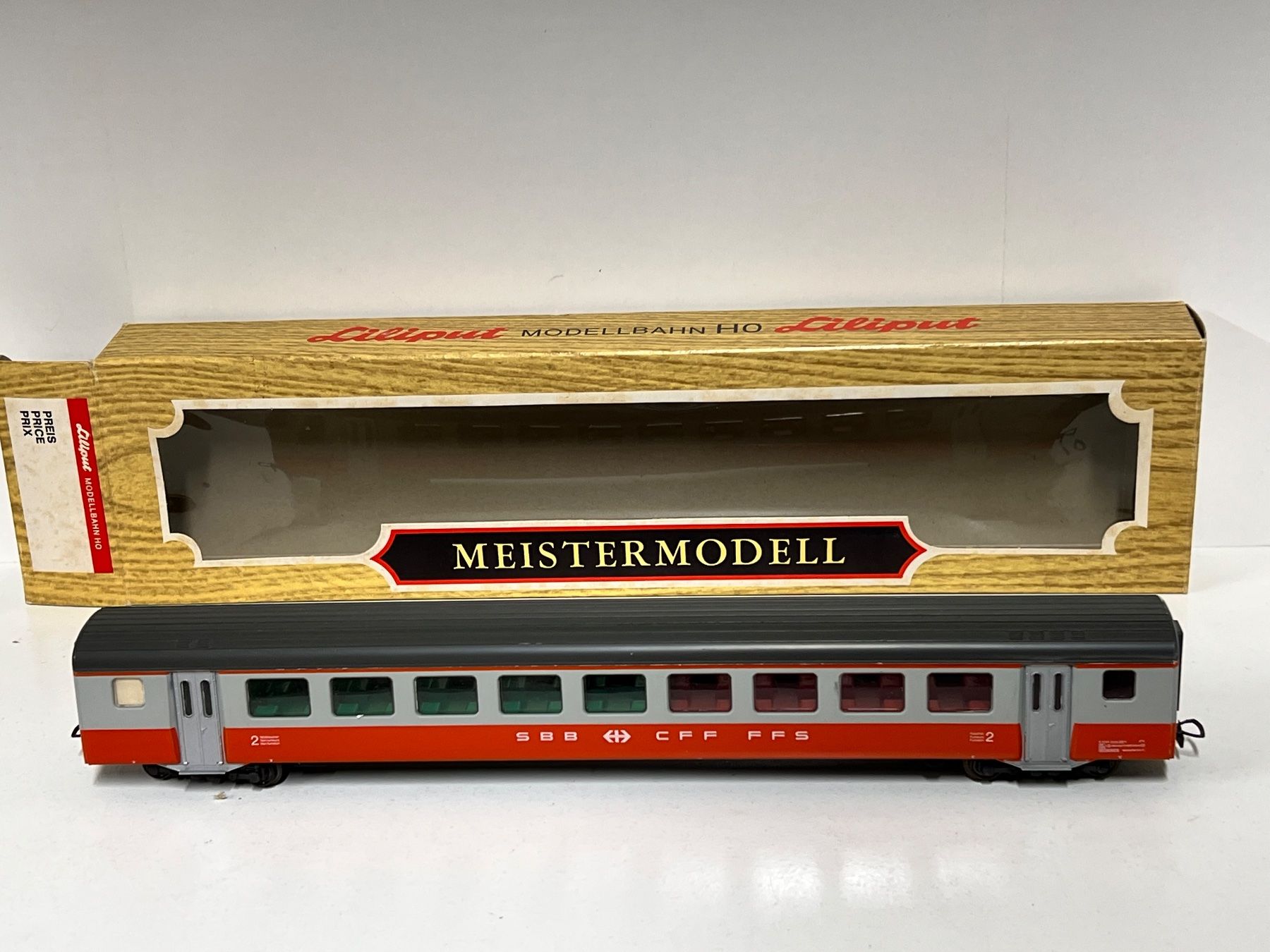 Liliput Modellini di ferrovie: Liliput SWISS EXPRESS  SBB  2.Kl.    H0 DC – Usato da Geroldswil venduto da TopTrain54
