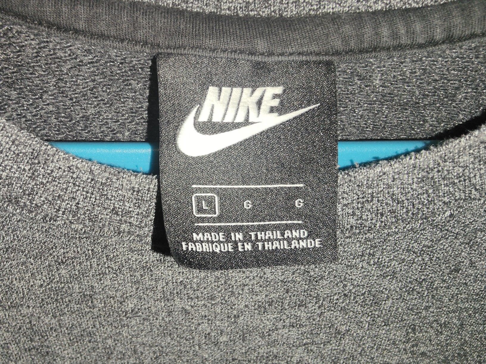 Nike Maglioni & Felpe: Nike Heritage Sweatshirt grau Grösse L – Usato da Rothrist venduto da SiddharthaMoon 4