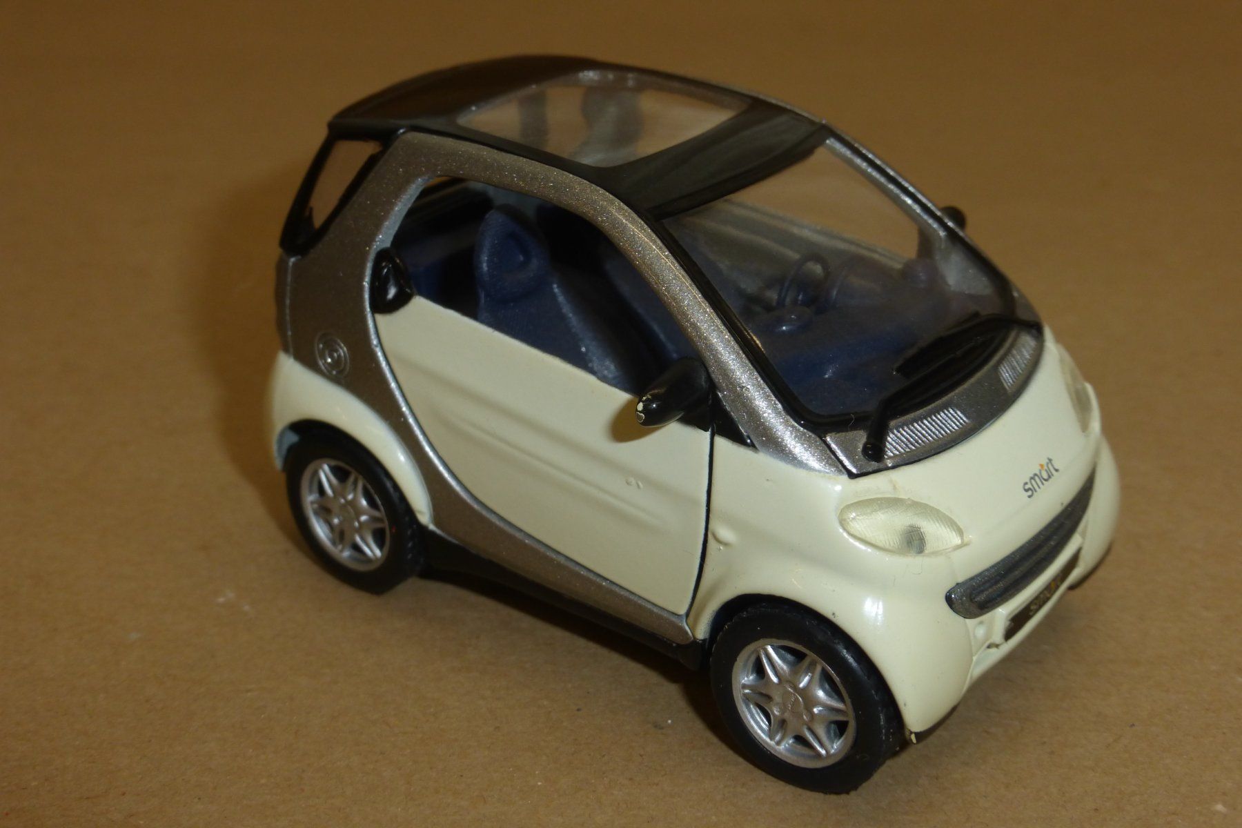 Maisto Modellautos: Smart City - Coupe – Gebraucht aus Gempen von Smokie72