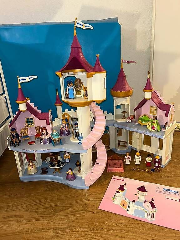Jouets: Château playmobile – D'occasion à Vevey par Liliselim 1