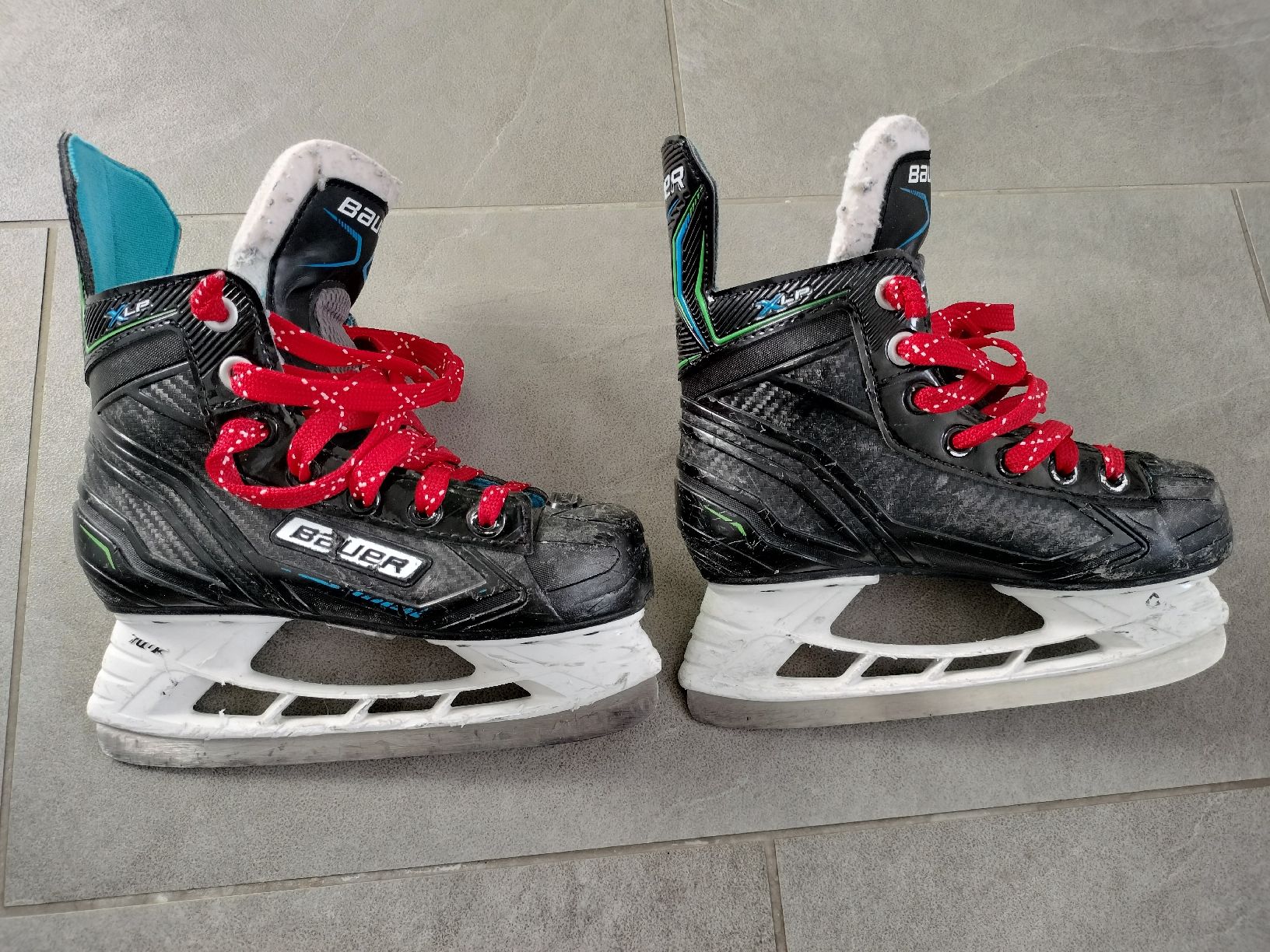 Bauer Pattini da ghiaccio: Schlittschuhe Bauer XLP Grösse ca. EU32 – Usato da Neftenbach venduto da TheKringel