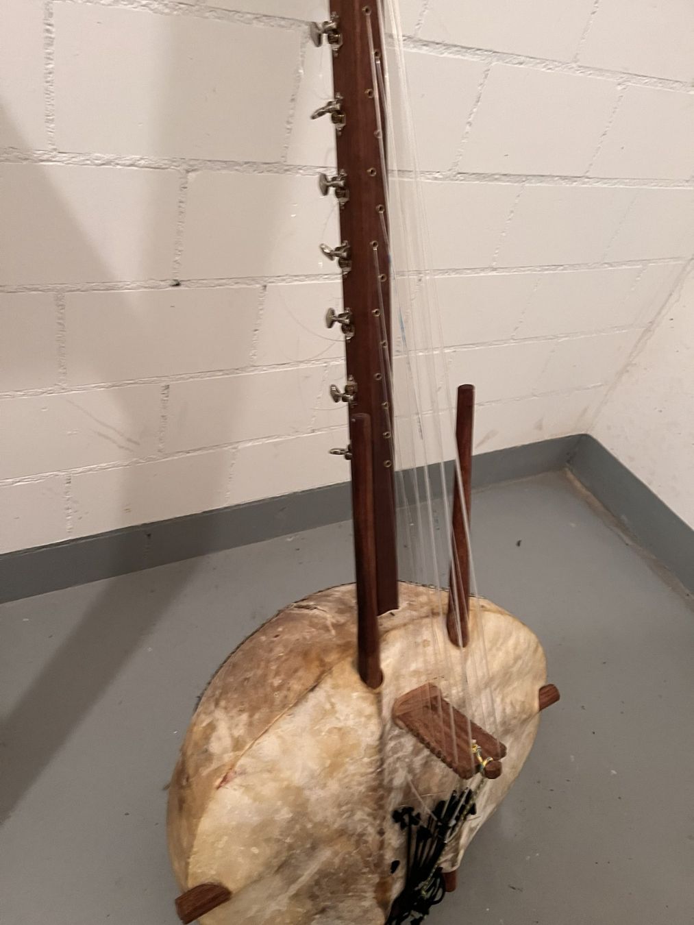 Strumenti musicali: Westafrikanische Kora Stegharfe, Eigenbau, Wirbel – Usato da St. Gallen venduto da Wirkstadt_Kunst 2