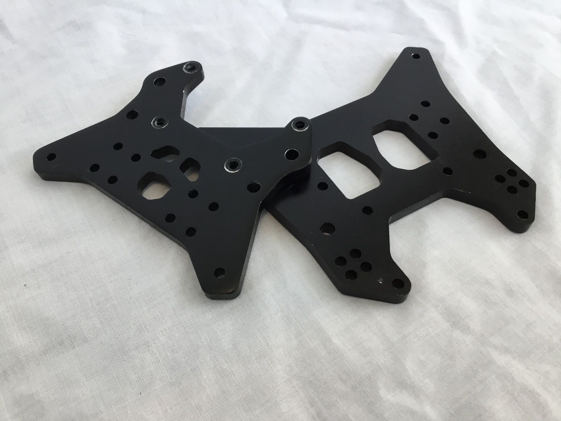 Arrma RC Modellbau: Arrma Mojave 1:7 Dämpferbrücken neu – Neu (gemäss Beschreibung) aus Büsserach von Swissbluesmobile