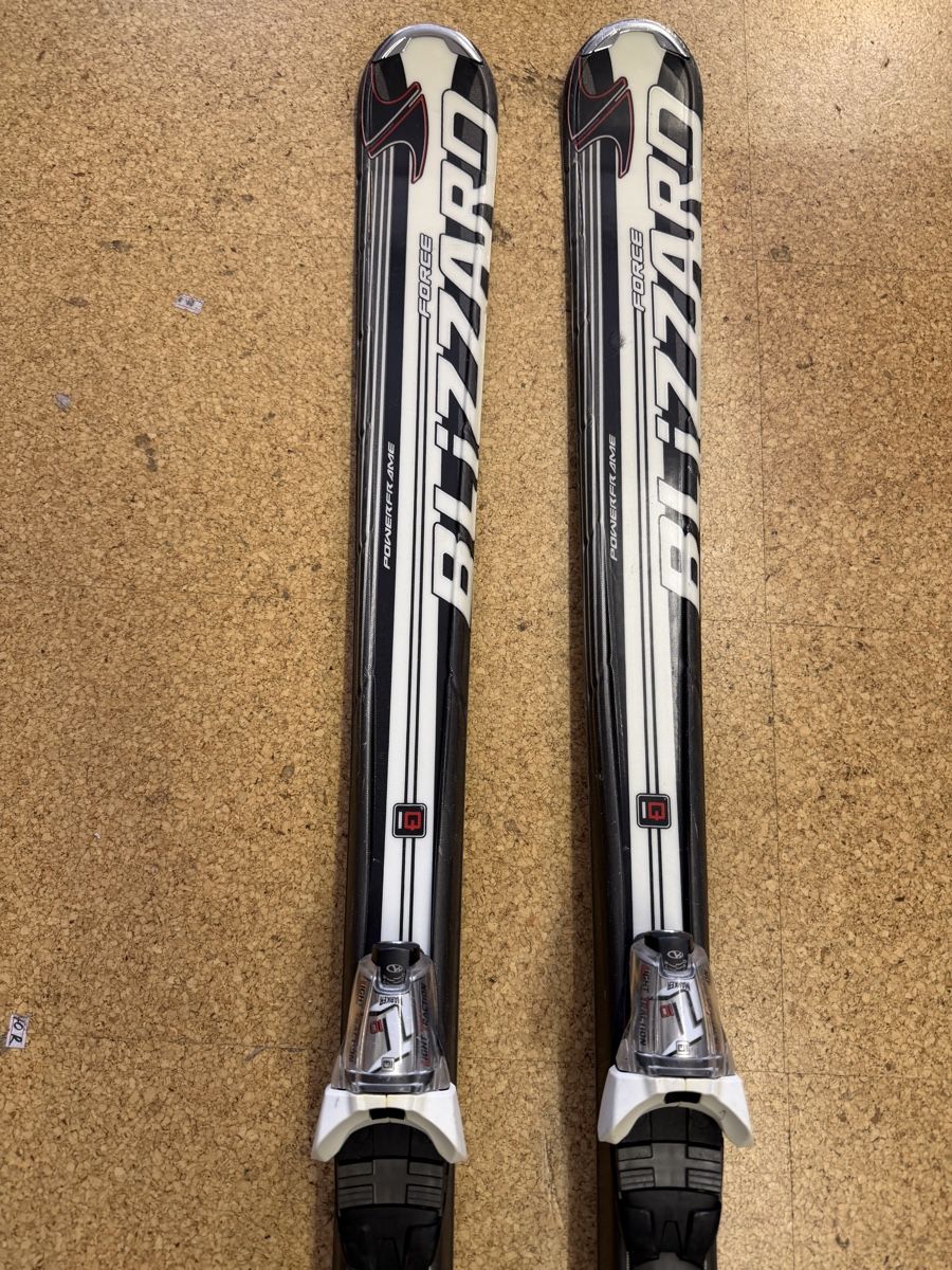 Blizzard Sci: Blizzard G-Force Ski 177 cm mit Blizzard IQ Bindung – Usato da Gurmels venduto da SwissShop21 1