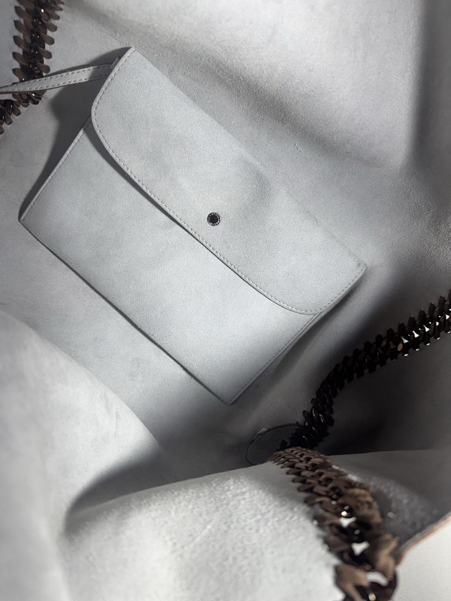 Stella McCartney Taschen für Damen: Stella McCartney Falabella Reversible with Dust Bag – Gebraucht aus Davos Dorf von gin_8k9d 6