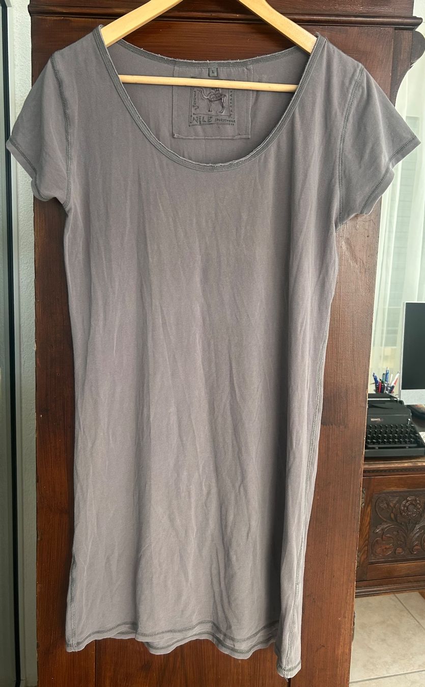 Nile T-shirt: NILE T-Shirt/Kleid – Usato da STUDEN BE venduto da SMIROS 1