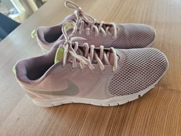 Nike Flex Damen Turnschuhe, Grösse 41