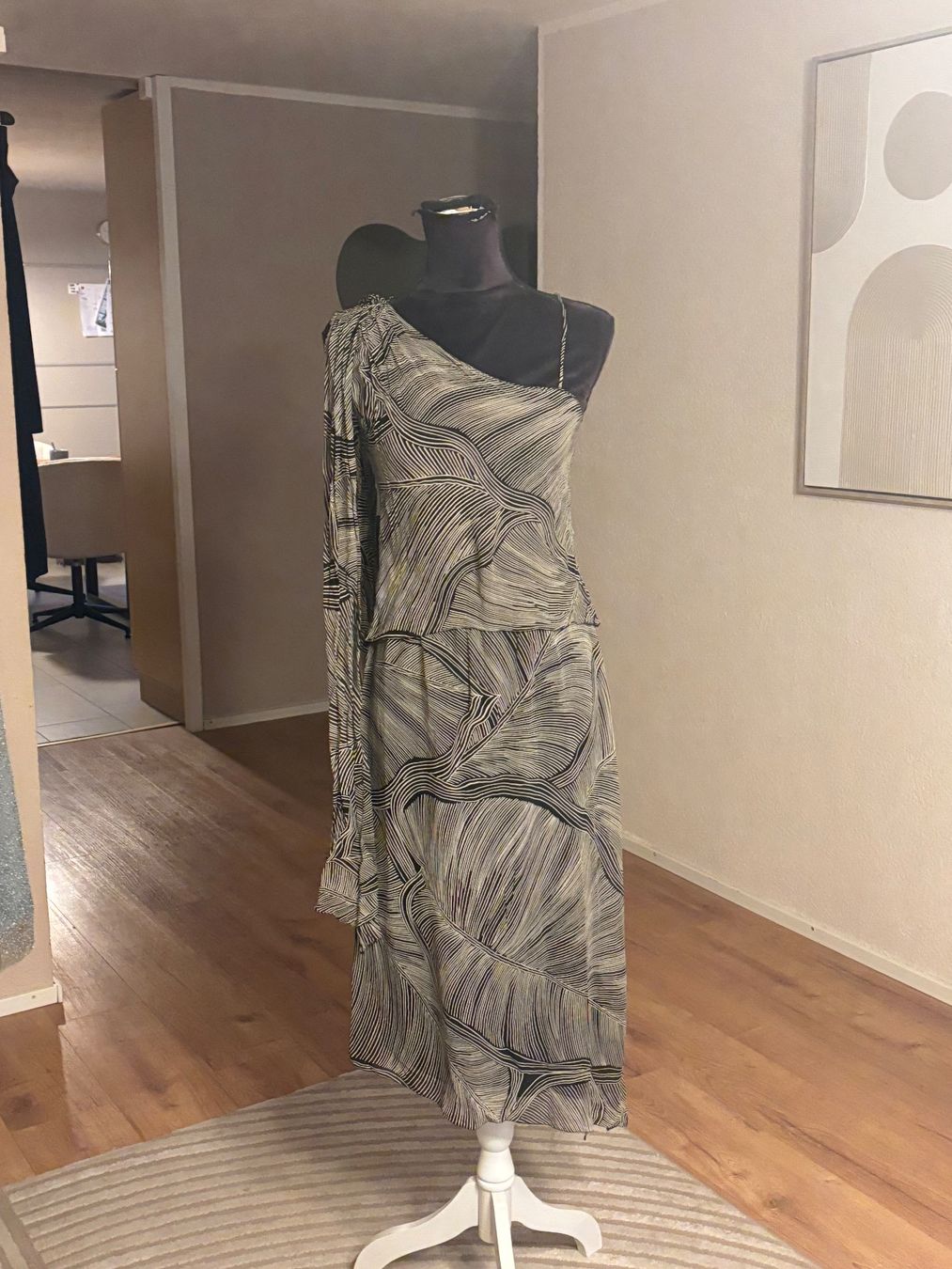 Max Mara Vestiti: Max Mara Set, Kleud 100% Seide – Usato da St. Margrethen SG venduto da dijanaO 2