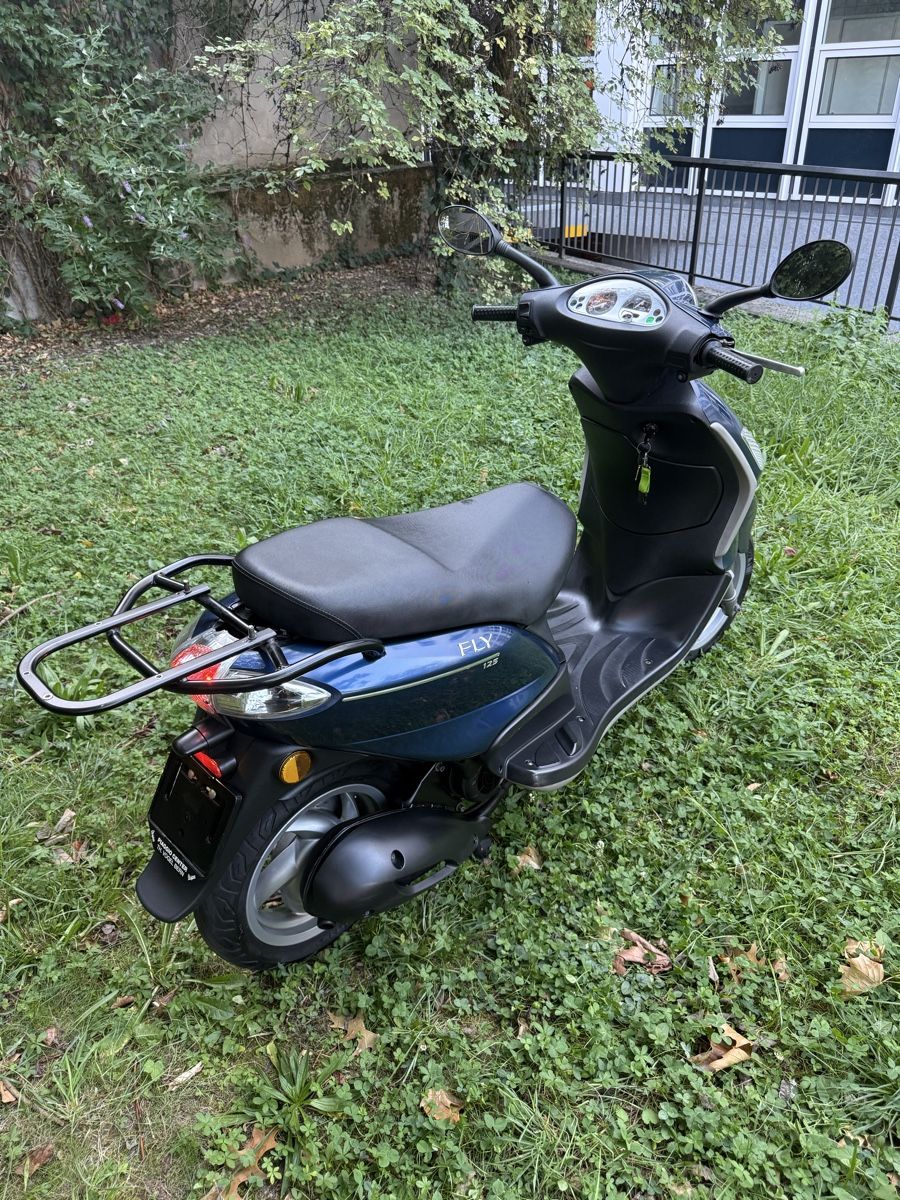 Piaggio Scooter: PIAGGIO FLY 125 CC – Nuovo (secondo la descrizione) da Winterthur venduto da Fabio_46 5