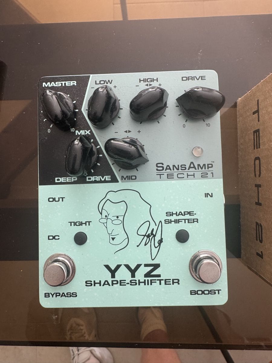 Strumenti musicali: Pedale basse yyz – Usato da Vessy venduto da dadaswitzerland