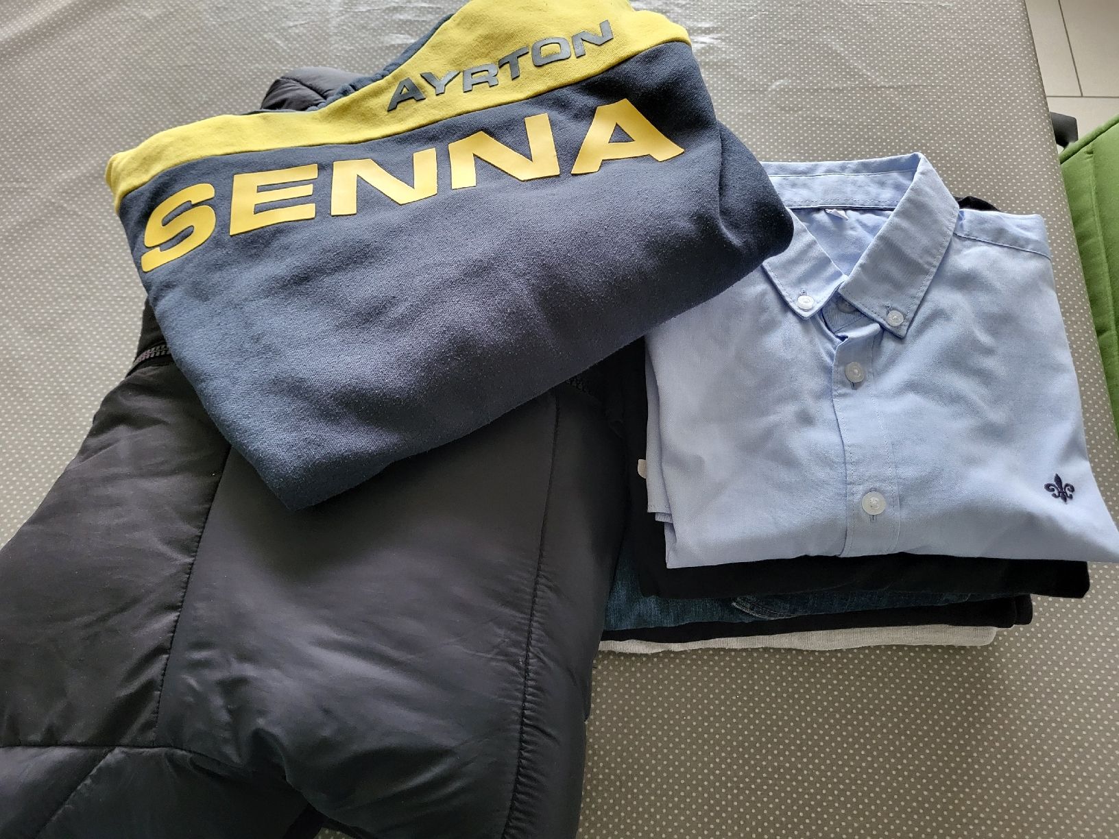 Jack & Jones Lotti & Set di vestiti: Kleiderbox – Usato da Seengen venduto da Esreja