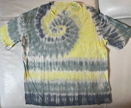 Verspieltes, witziges Batik-Shirt zitronengelb-grau-weiss