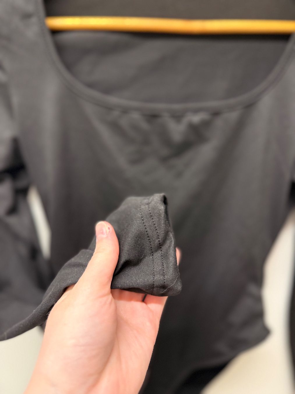 Shein Top: Schwarzer Body mit langen Ärmeln, Grösse S - Neu! – Nuovo (secondo la descrizione) da Zürich venduto da Cleo234 1