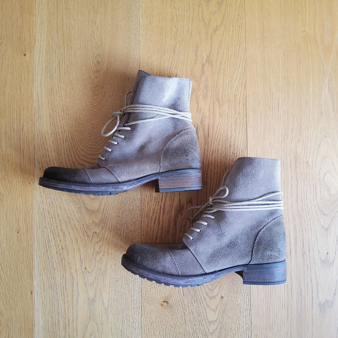 Scarpe da donna: Stiefel / Stiefelette Wildleder "Fellfutter", neuwertig – Nuovo (secondo la descrizione) da Naters venduto da 3904Naters 2