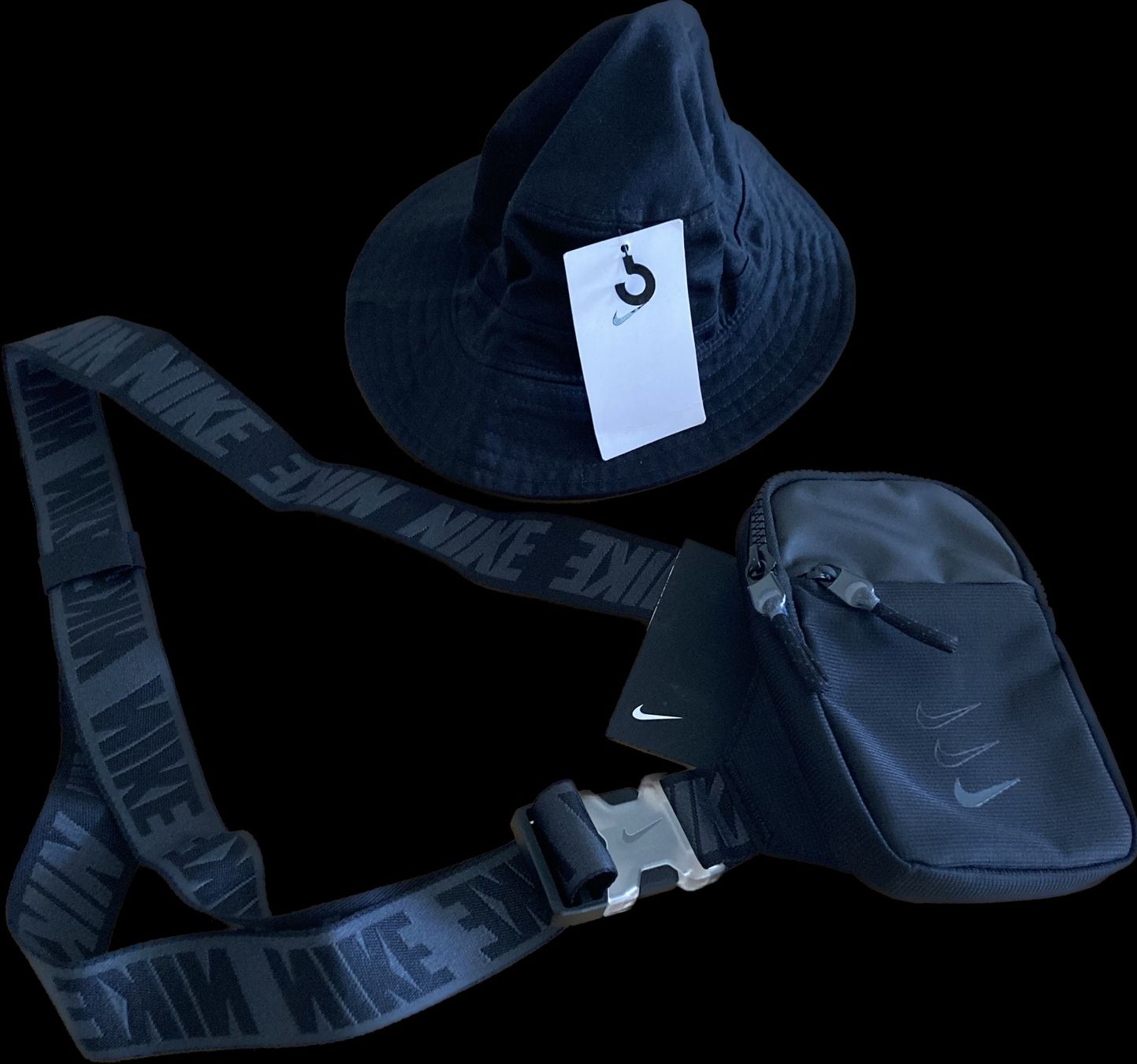 Nike Borse: Nike set cap & bag all  black – Nuovo e nell'imballaggio originale da Märstetten venduto da Shirt74