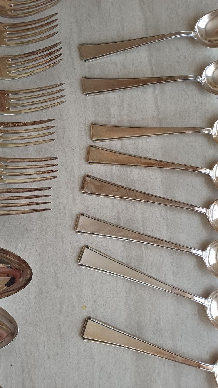 Bestecksets: 24 Besteck versilbert  – Gebraucht aus Flawil von Pinkmalibu 3
