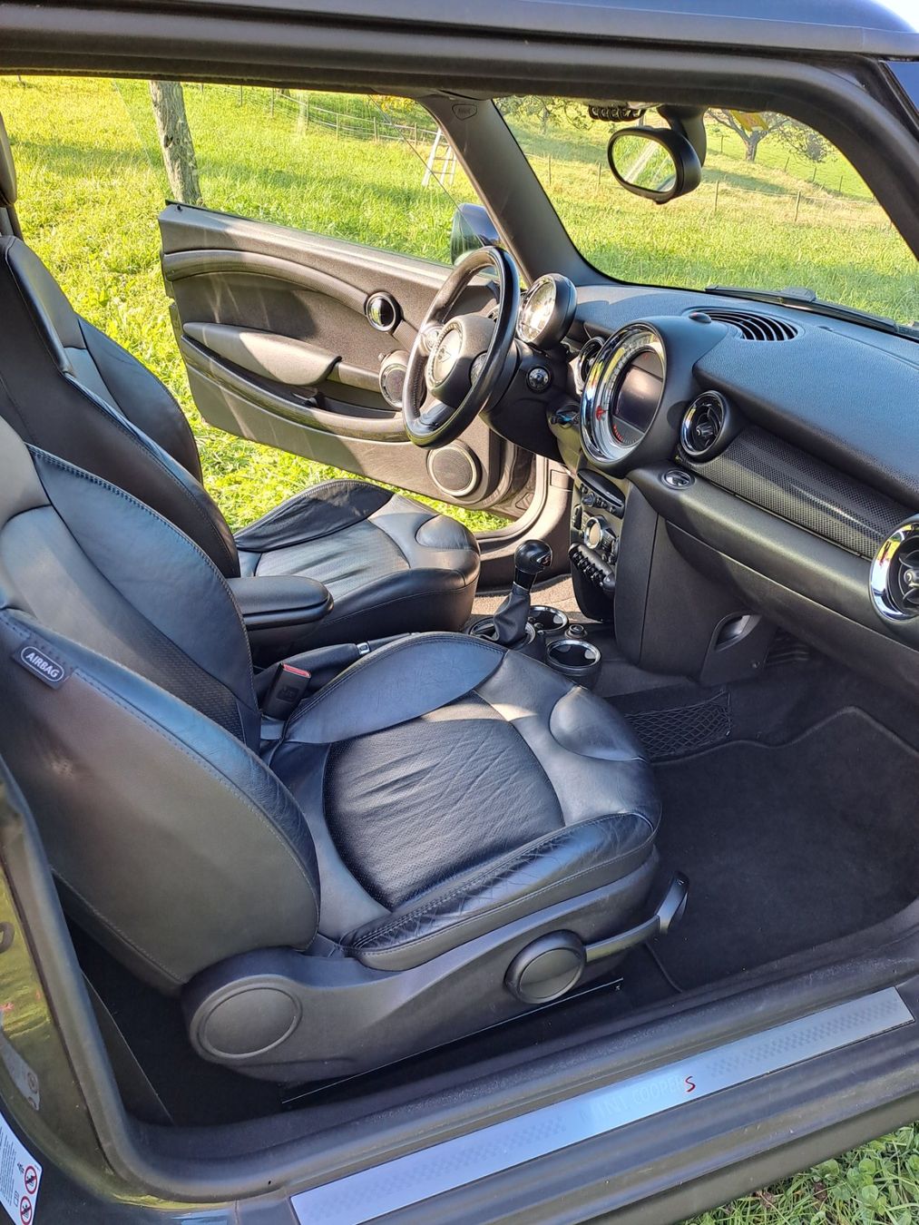 Mini Autos: Mini Cooper S, Automat – D'occasion à Kienberg par teki01 3