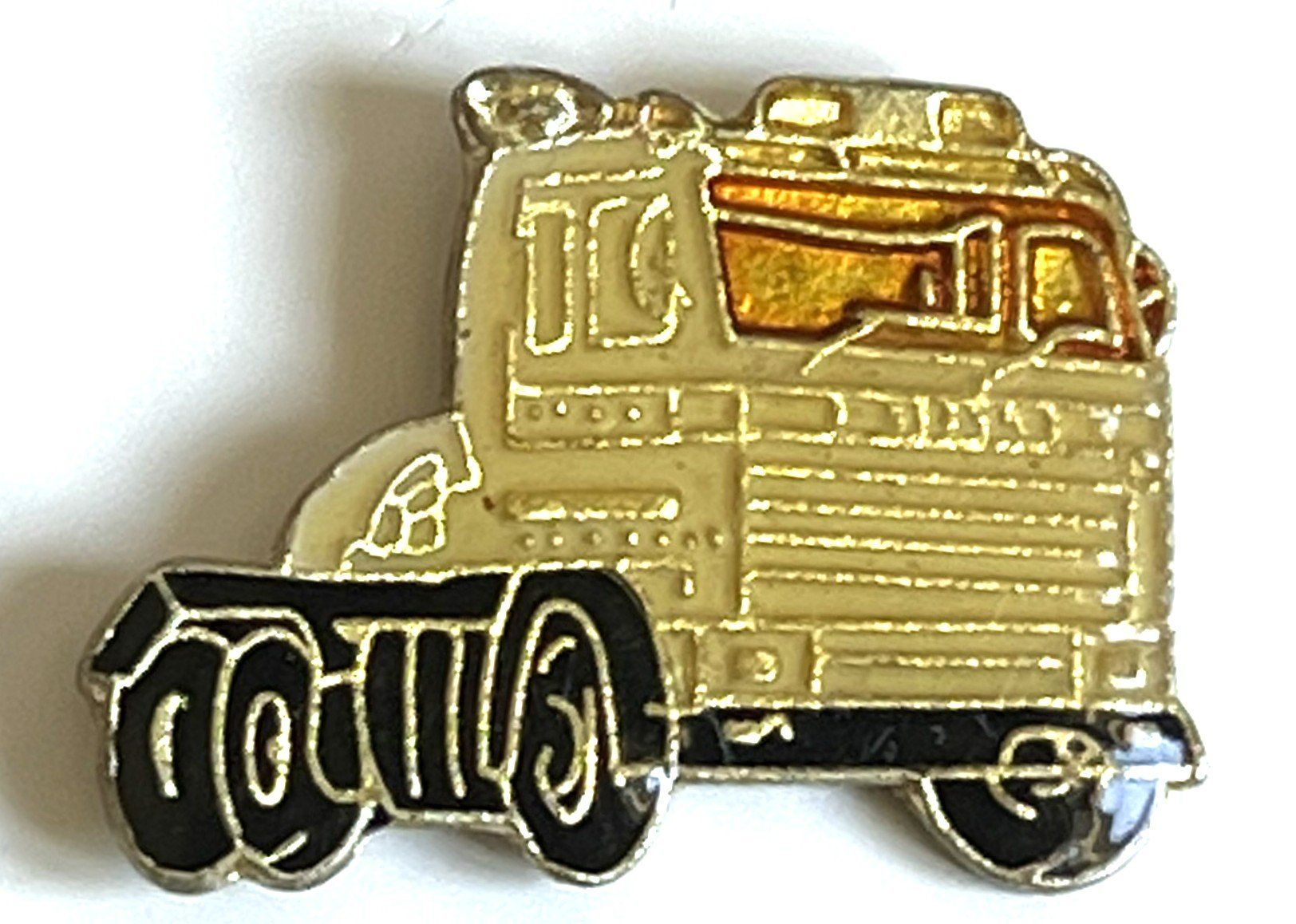 Placchette & Badge: Pin Lastwagen – Usato da Kriens venduto da TSCH1