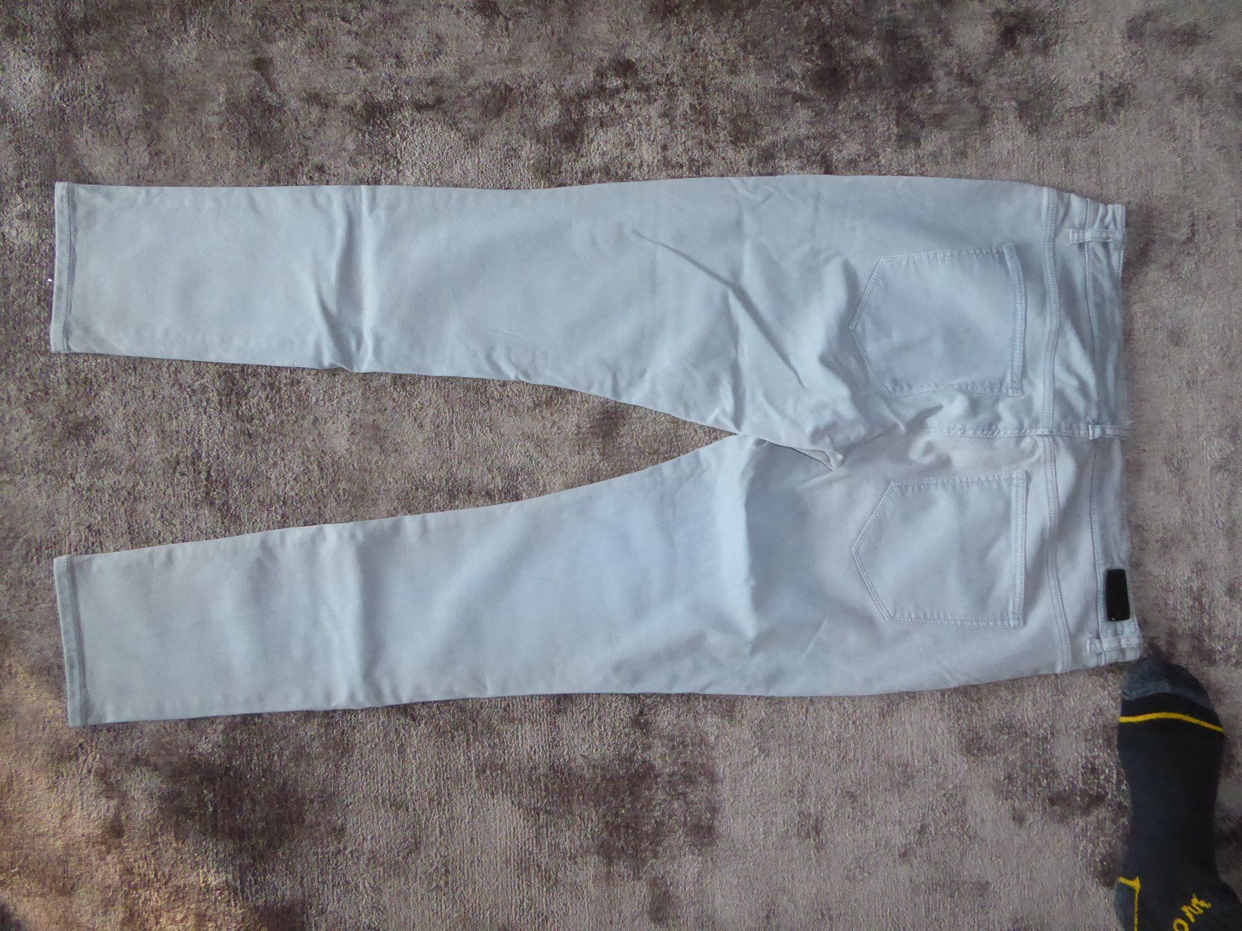 Esprit Jeans: ESPRIT Jeans Hose Gr 42 Bund 43cm – Usato da Sargans venduto da Benziner 3