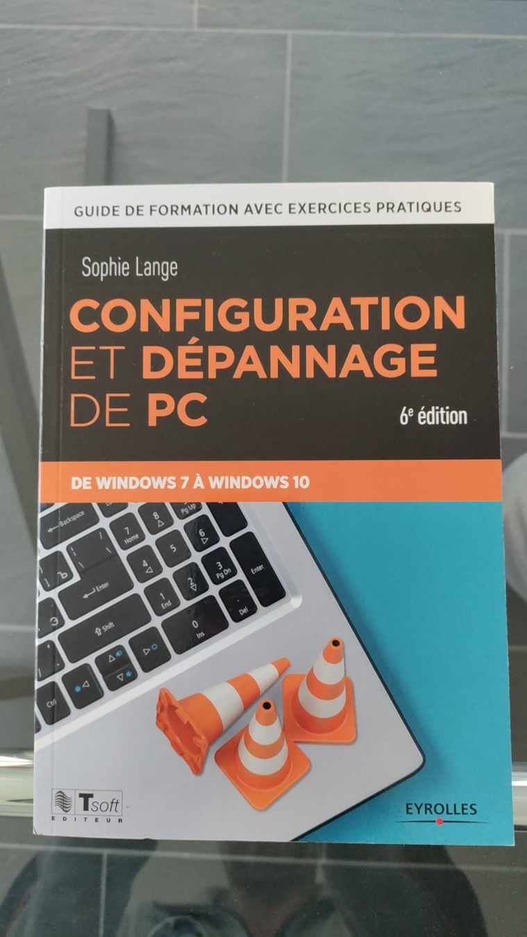 Libri: Livre configuration et dépannage PC – Nuovo (secondo la descrizione) da Avry-devant-Pont venduto da OBoss