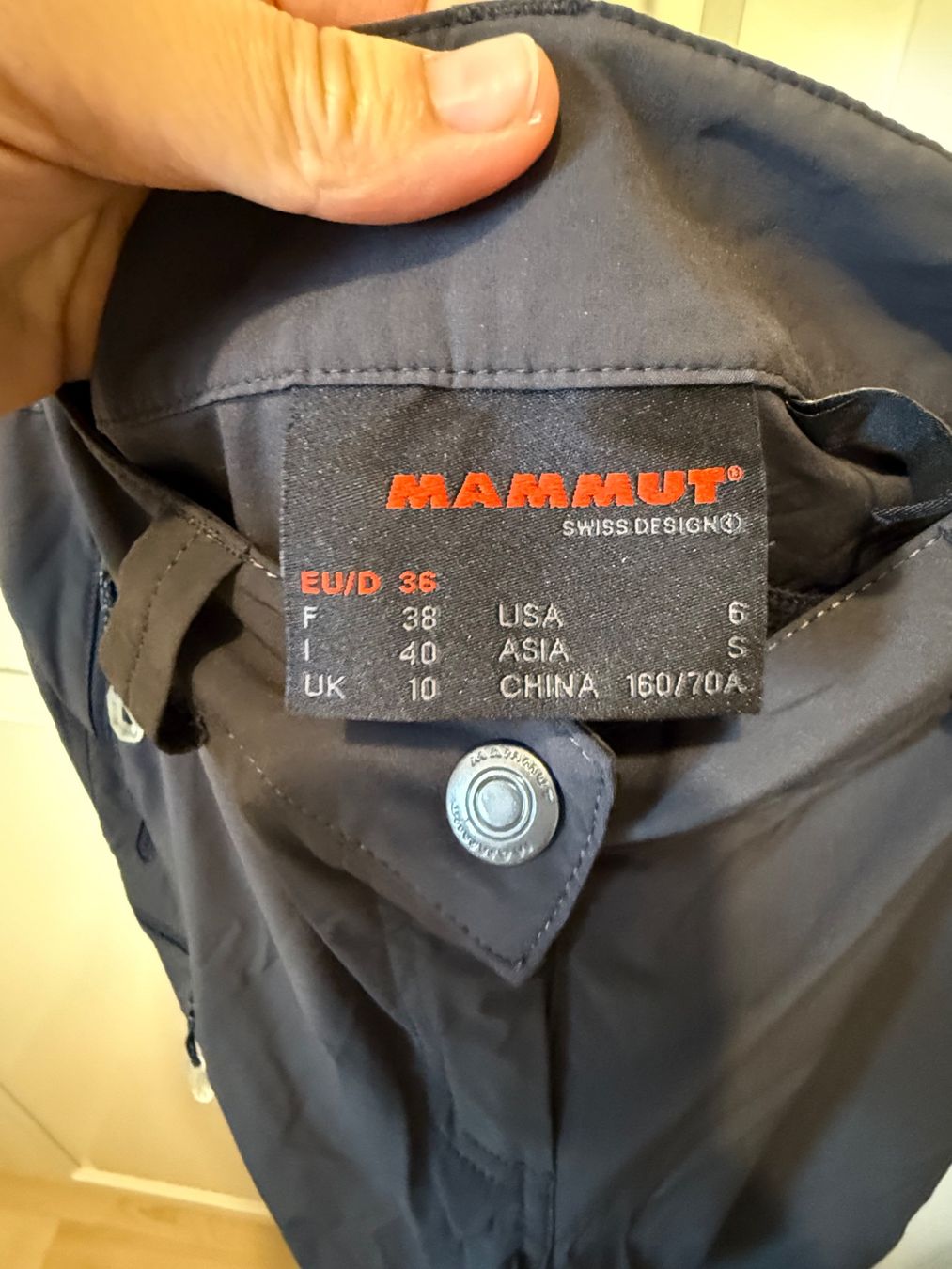 Mammut Hosen: Wander Hose Mammut Damen 36 – Gebraucht aus wettingen von zimai1