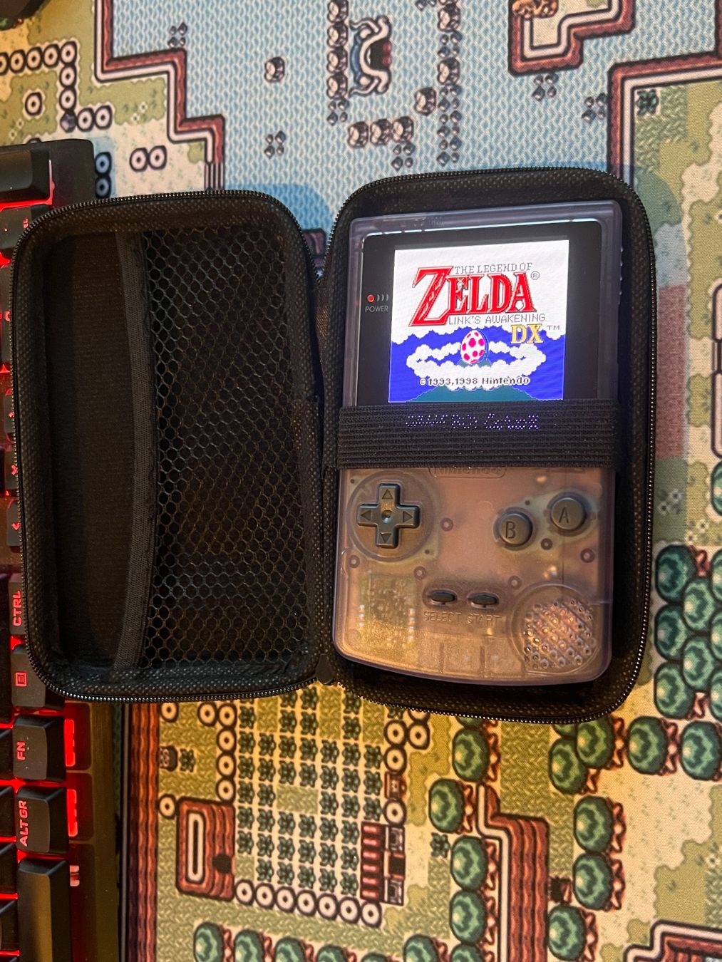 Nintendo Console: Game Boy Color Oled + Hülle – Nuovo (secondo la descrizione) da Zürich venduto da rg_swiss 3