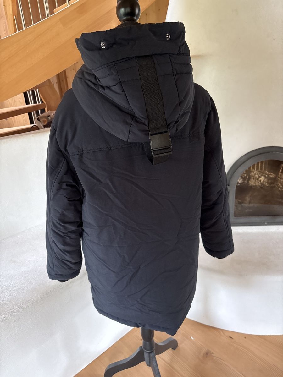 H&M Giacche: Oversize Winterjacke dunkelblau. S – Usato da Môtier (Vully) venduto da Iljos 2