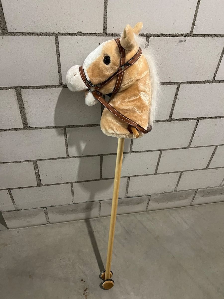 Jouets: Steckenpferd Stofftier mit Rädern hellbraun – Neuf (Voir description) à Winterthur par mag_l8h5