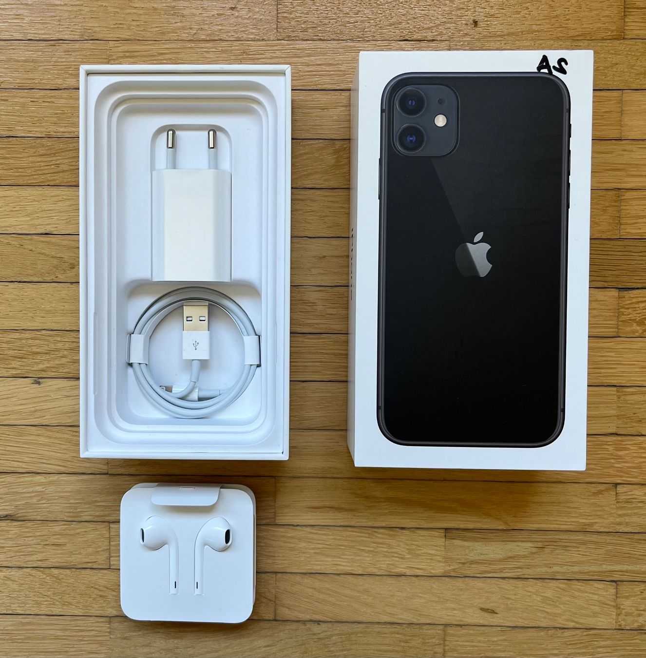 Apple Telefoni cellulari / Smartphones: iPhone 11 64 GB schwarz – Usato da Rüti ZH venduto da Mazsola777 3