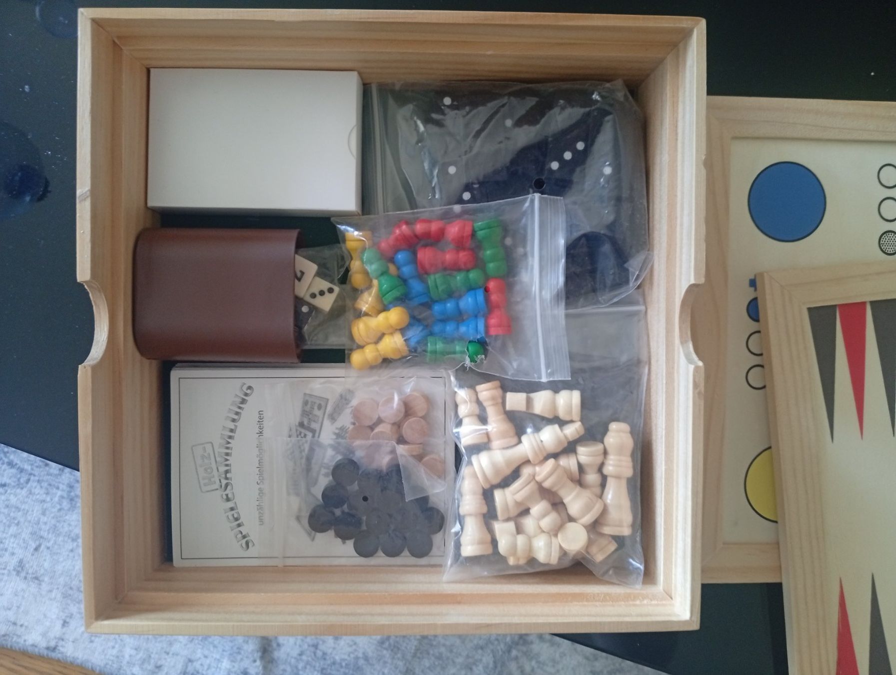 Giochi: Brettspiel-Sammlung: Schach, Dame, Backgammon, Mühle – Usato da Oberengstringen venduto da stu_l6rn 3