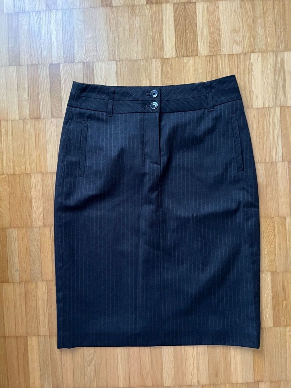 Esprit Gonne: ESPRIT Rock Gr. 32 – Usato da Jona venduto da Good_luck1_