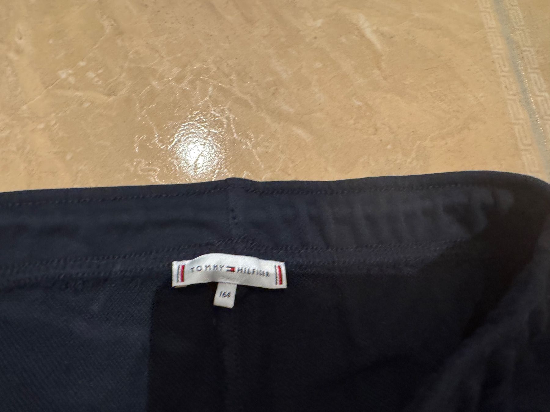 Tommy Hilfiger Hosen: Tommy Hilfiger NWT Trainerhose, 14J 164 – Neu (gemäss Beschreibung) aus Klingnau von Markus14 2