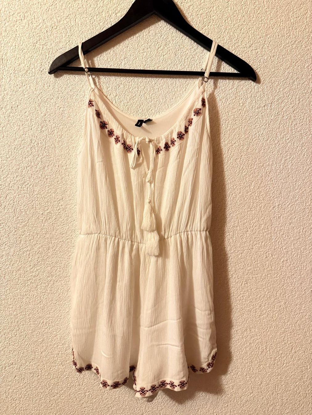 Vero Moda Vestiti & Gonne: Kleid mit Hose – Nuovo (secondo la descrizione) da Oberbalm venduto da M32V4